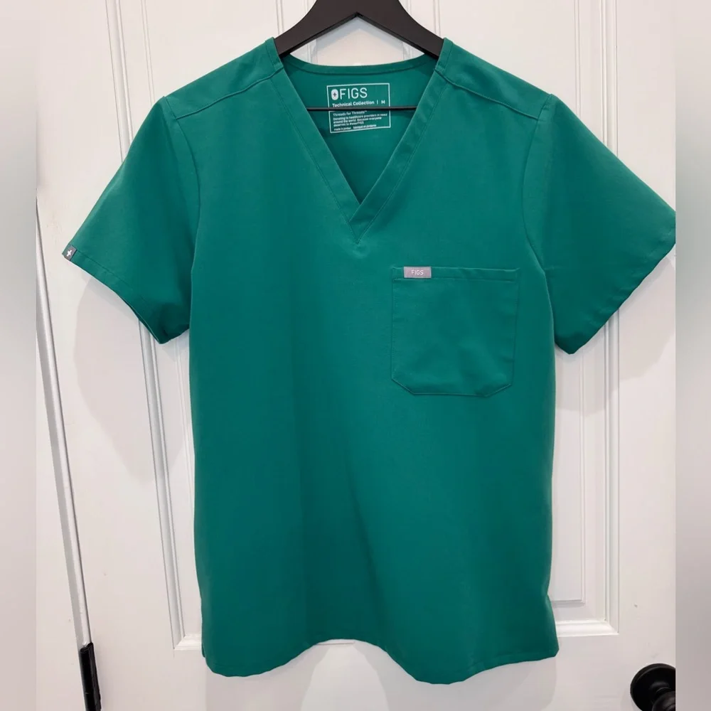 Figs Indocyanine Green Scrub Set- Medium Petite ๐ - Picture 9 of 14